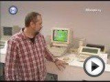 Посмотреть это видео на youtube.com Первый компьютер Macintosh, открывший эру персональных компьютеров , теперь можно увидеть в специальном музее.